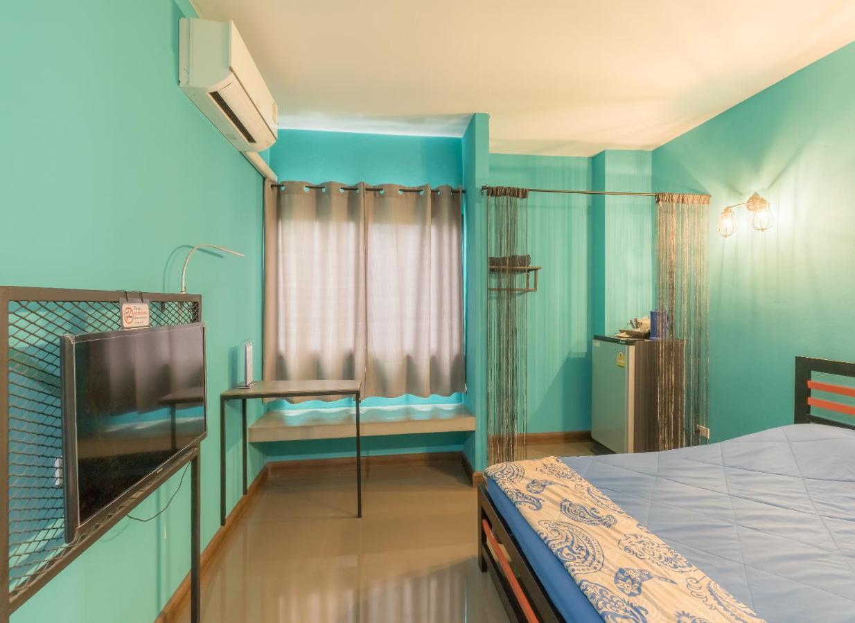 รำฦก กรุงเทพ Hostel กรุงเทพมหานคร ภายนอก รูปภาพ